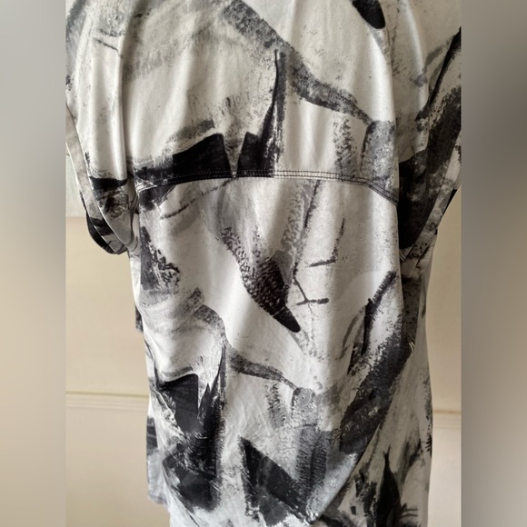 SIMPLY VERA - VERA WANG TOP SIZE EXTRA LARGE 🌟EUC🌟 - Picture 4 of 11